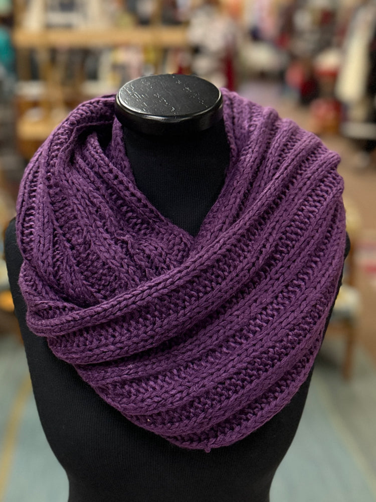 NWOT LONG INFINITY SCARVES