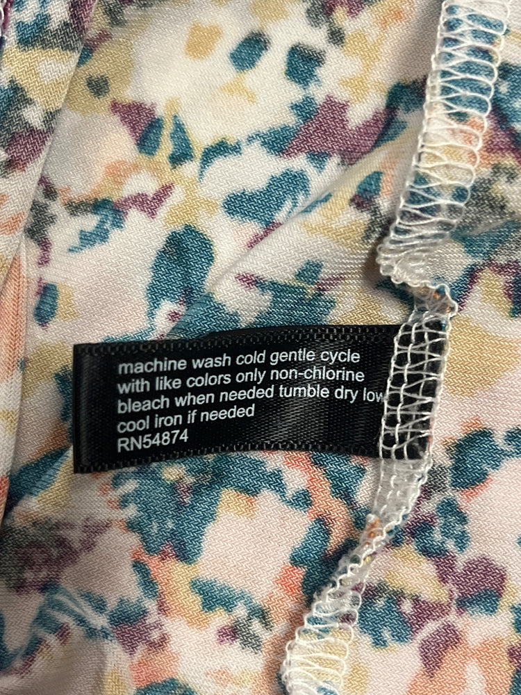 585900