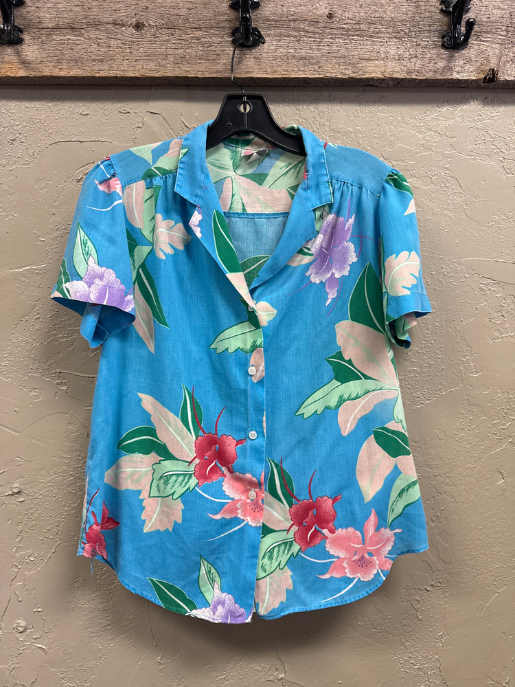 VINTAGE BLOUSES