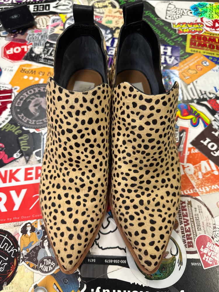 DOLCE VITA SONNI BOOTIE (org$150)