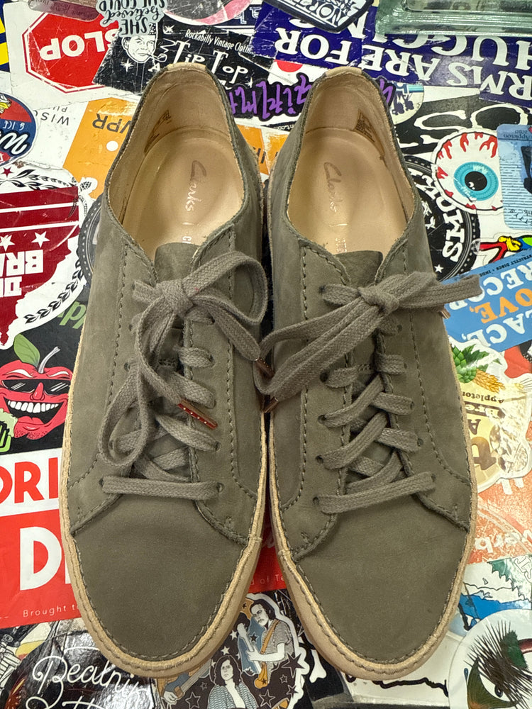 CLARKS LEATHER TRAINERS (org$88)