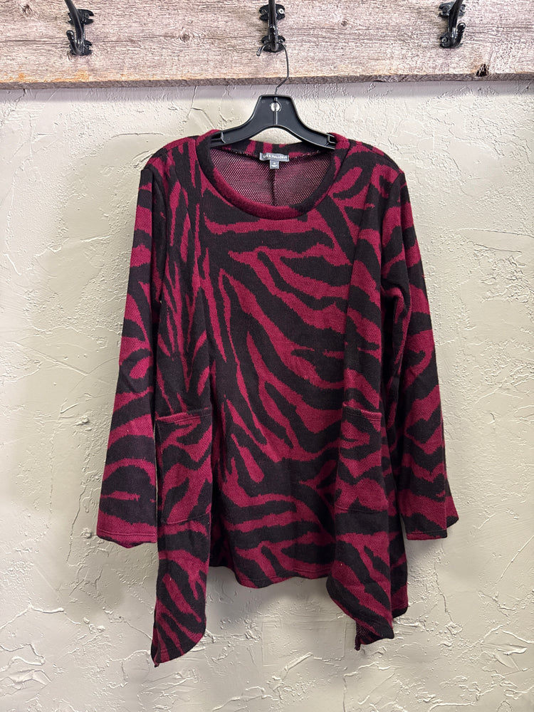 NWOT KATE & MALLORY SWEATER
