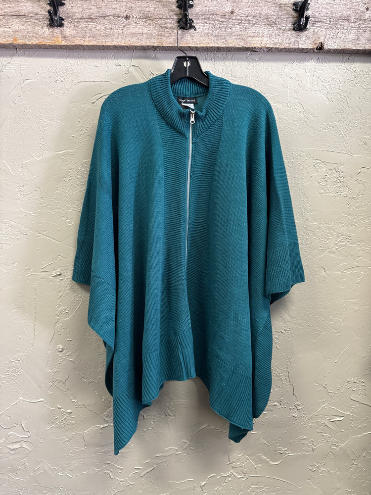NWT HARVE BENARD FULL ZIP PONCHO