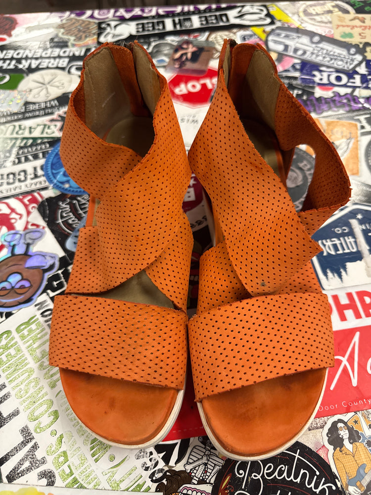 ELIEEN FISHER SANDAL (org$235) *as is*