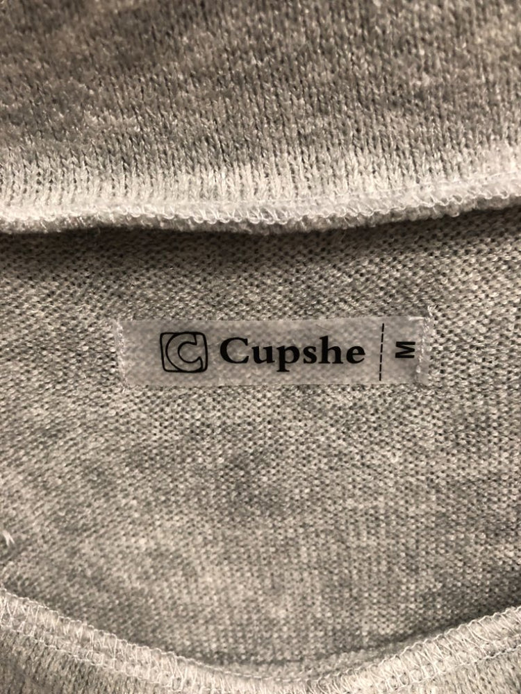 231687