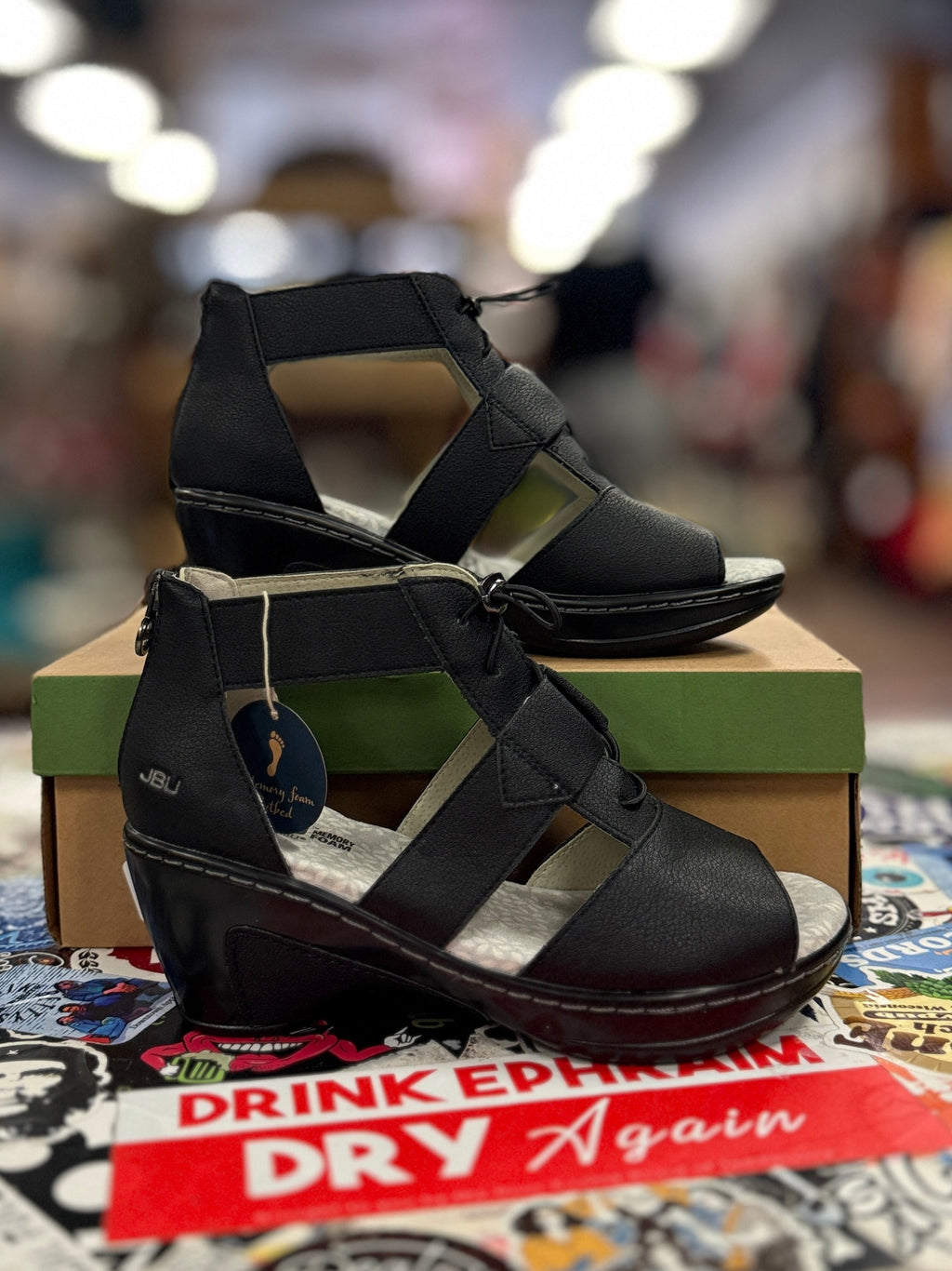 NIB JBU Coco Encore Wedge Sandal (org$79)
