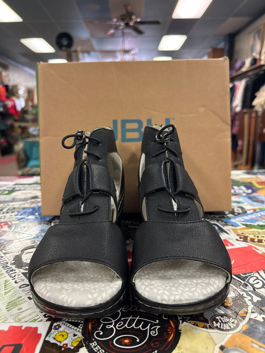 *NIB JBU WEDGE SANDAL
