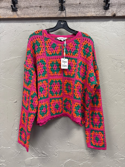 NWT DAVI&DANI CROCHETED SWEATER