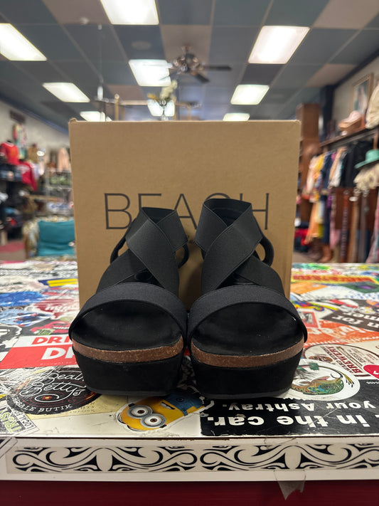 NIB MATISSE WEDGE SANDAL