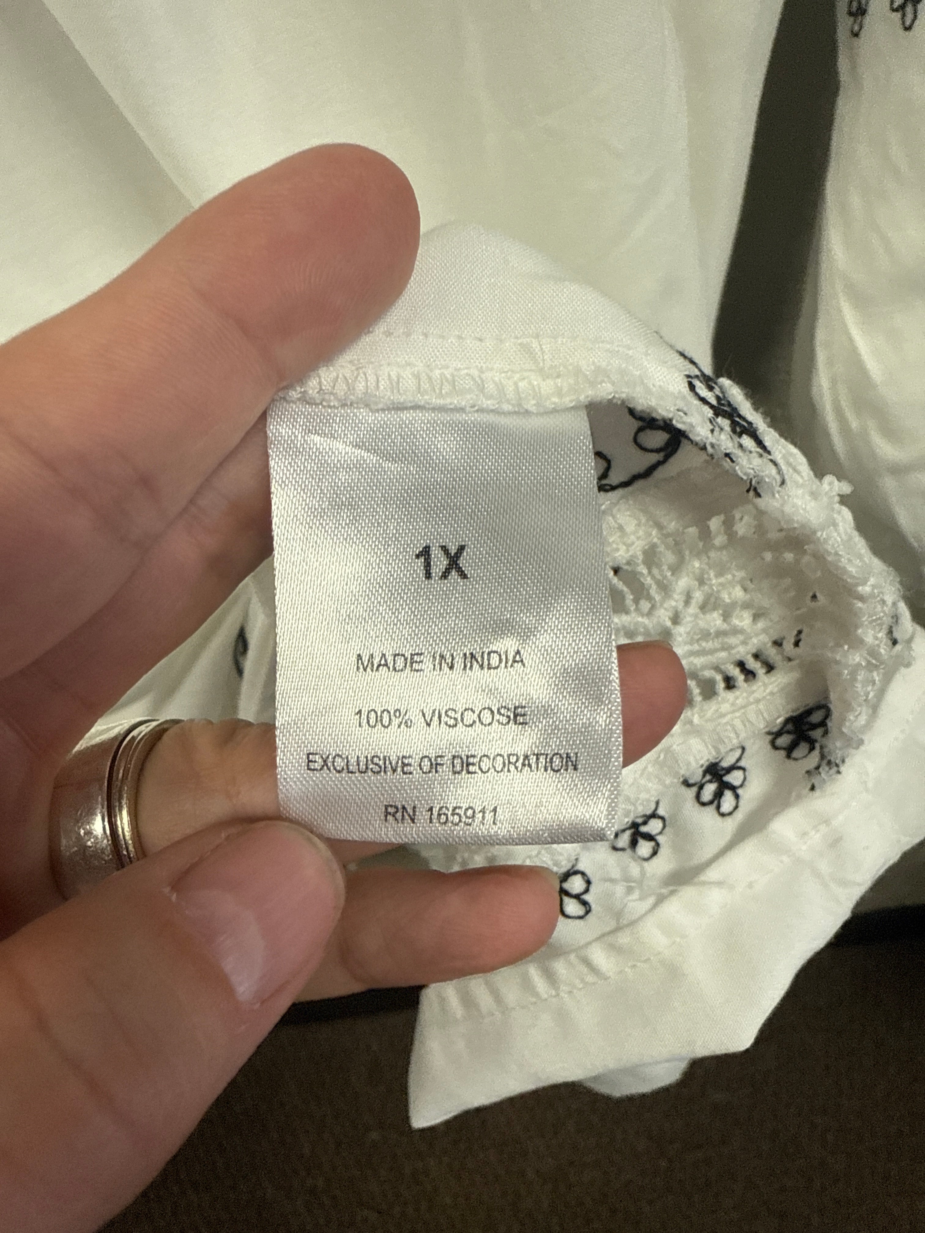 NWOT GRACE + KARMA EMBROIDERED BOHO DRESS