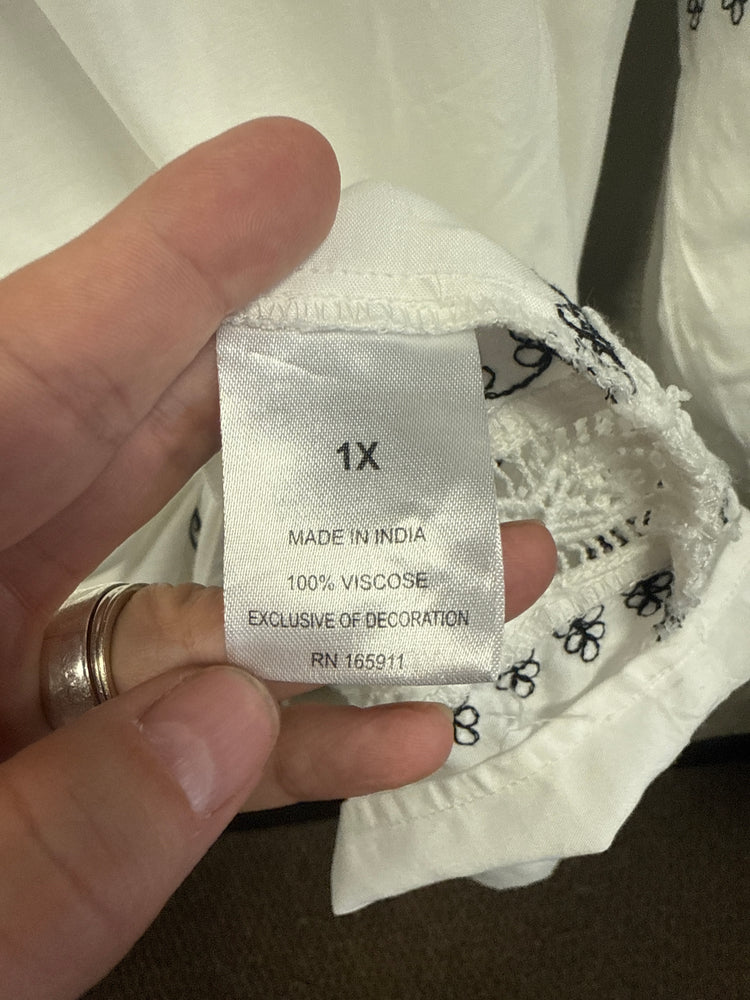 NWOT GRACE + KARMA EMBROIDERED BOHO DRESS