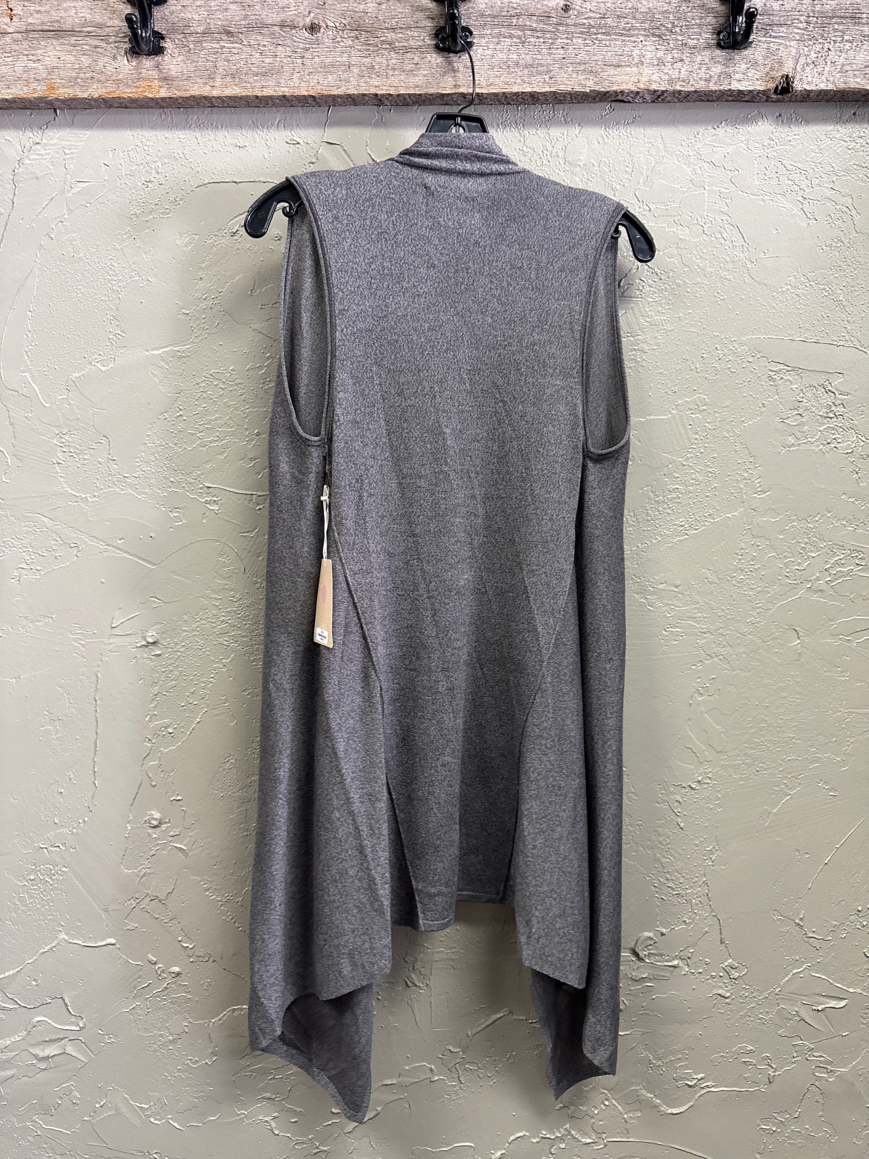 NWT M RENA SWEATER VEST (org$69)