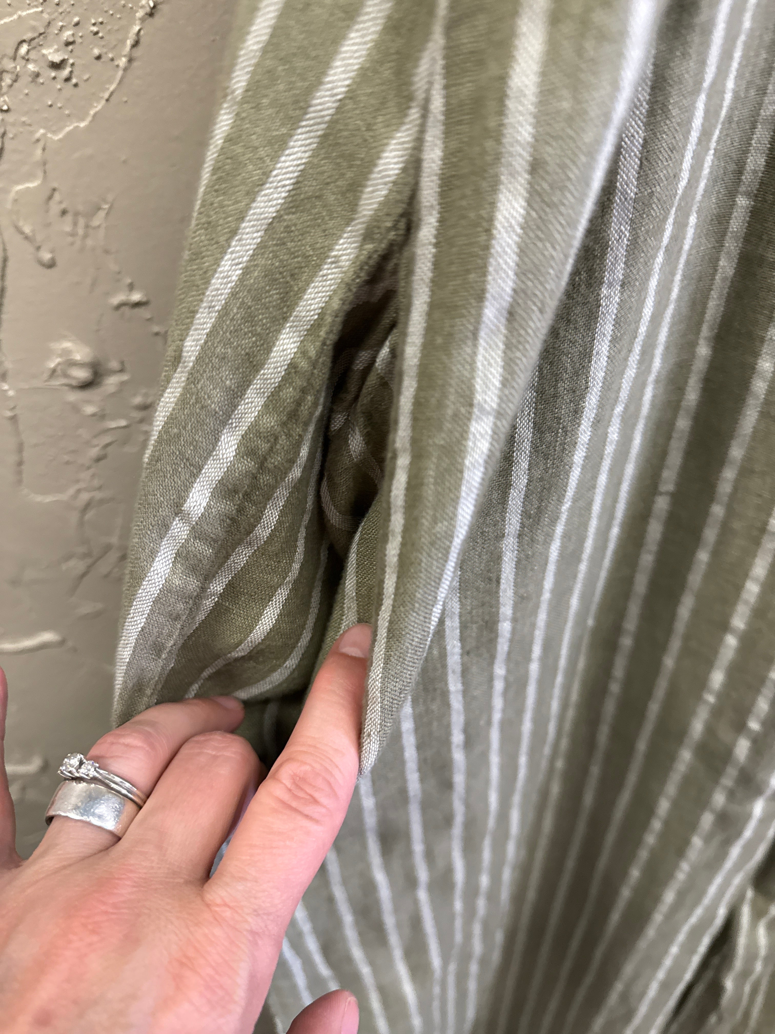 100% LINEN ROMPER *as is*