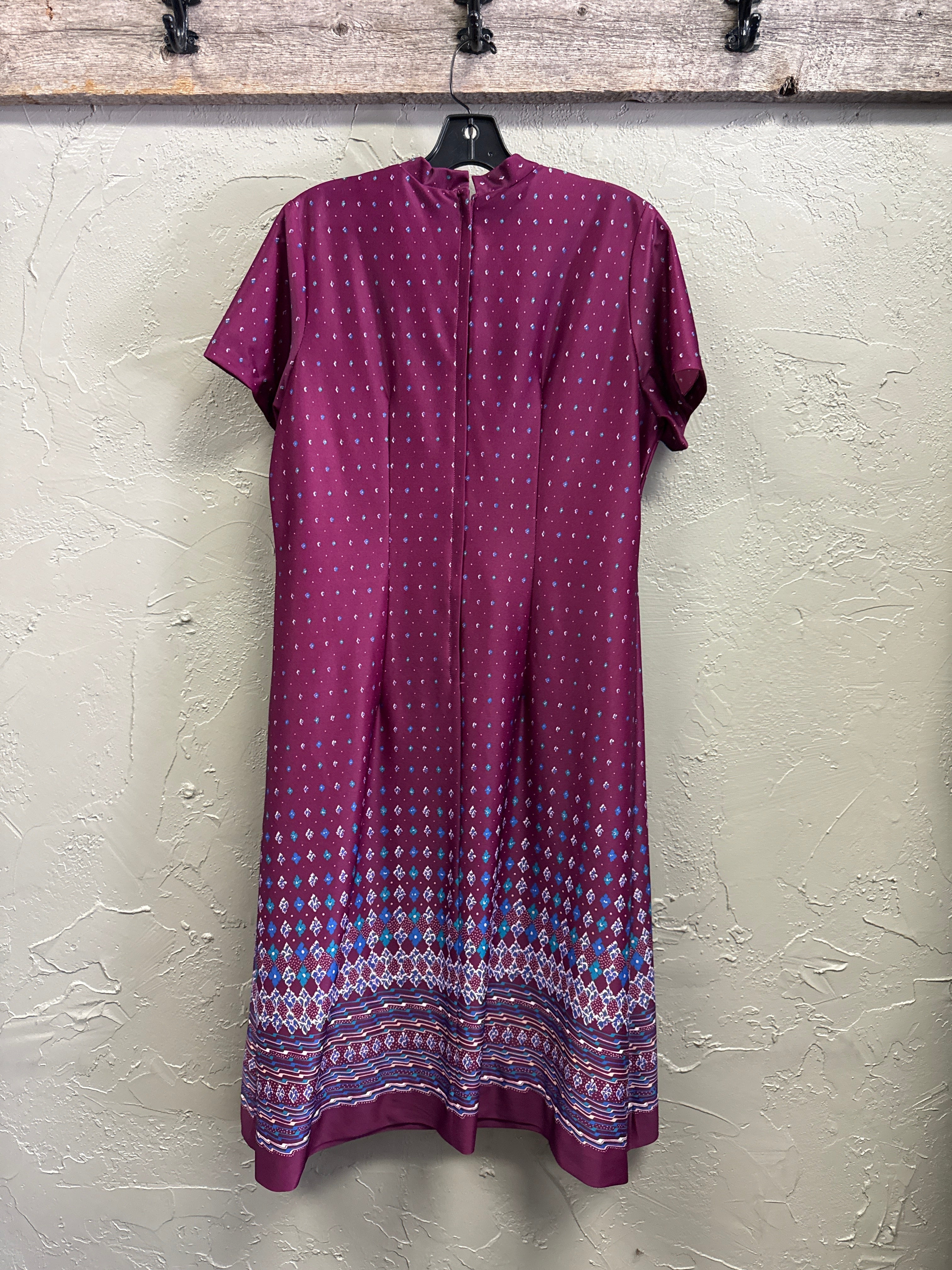 VINTAGE DRESS W NECK TIE