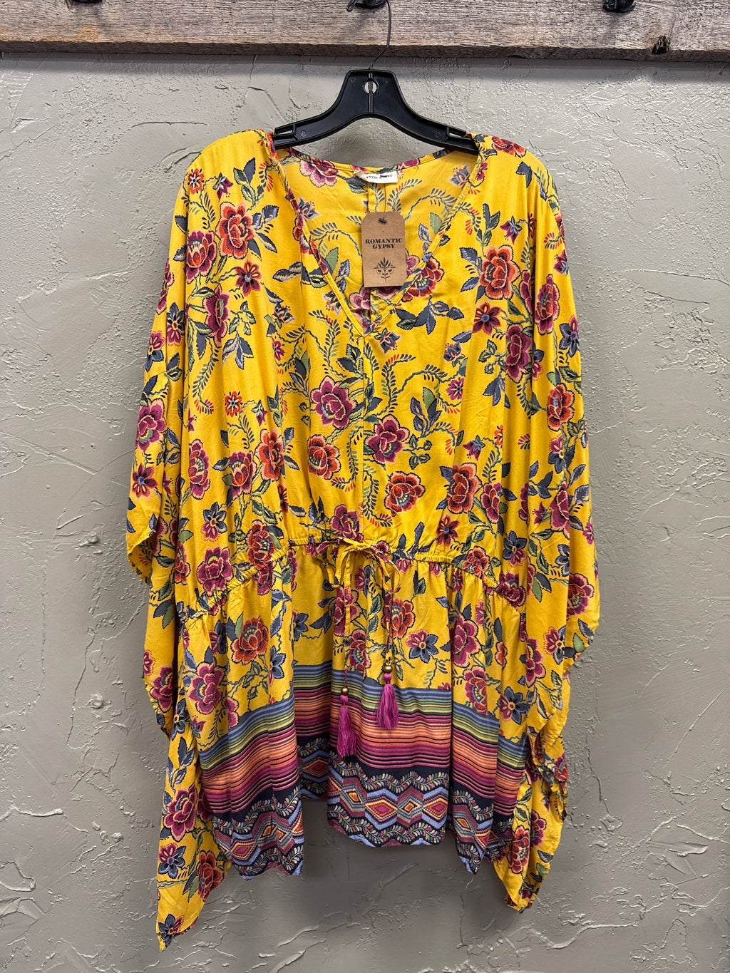 NWT ROMANTIC GYPSY V-NECK TUNIC