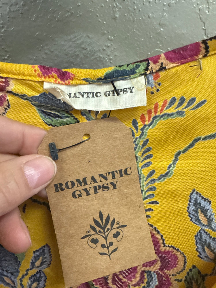 NWT ROMANTIC GYPSY V-NECK TUNIC