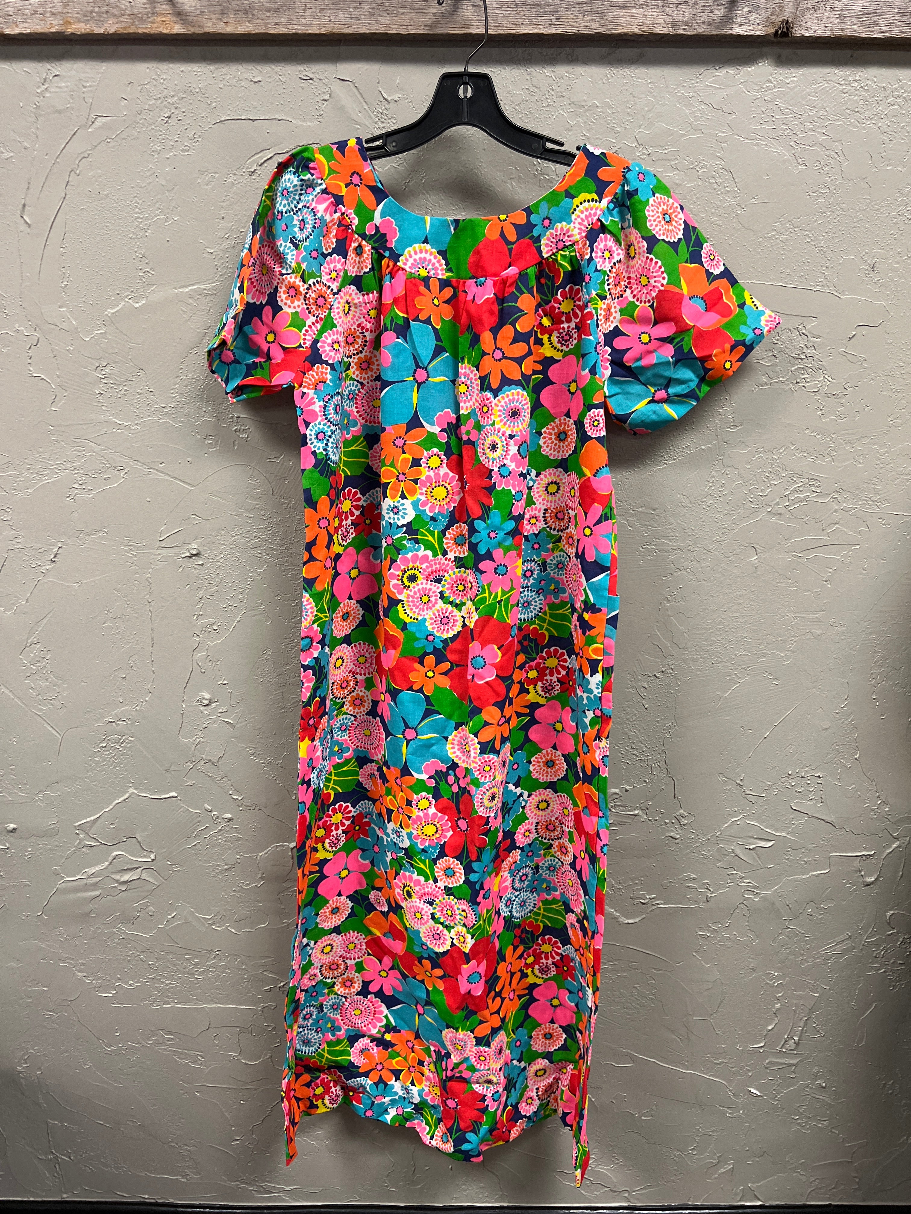 *Vtg 70s Floral House Dress