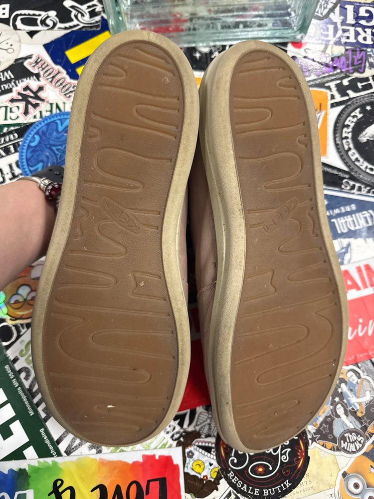 KEEN LORELAI II SNEAKER (org$190)
