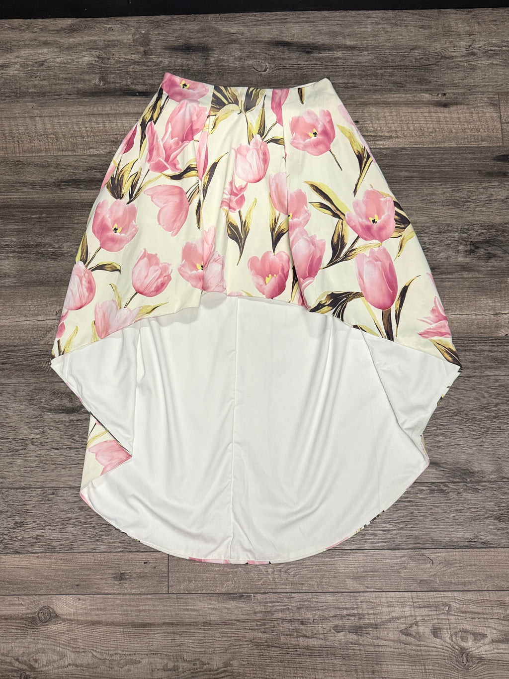 NWT Akria Hi-Lo Floral Skirt (org$60)