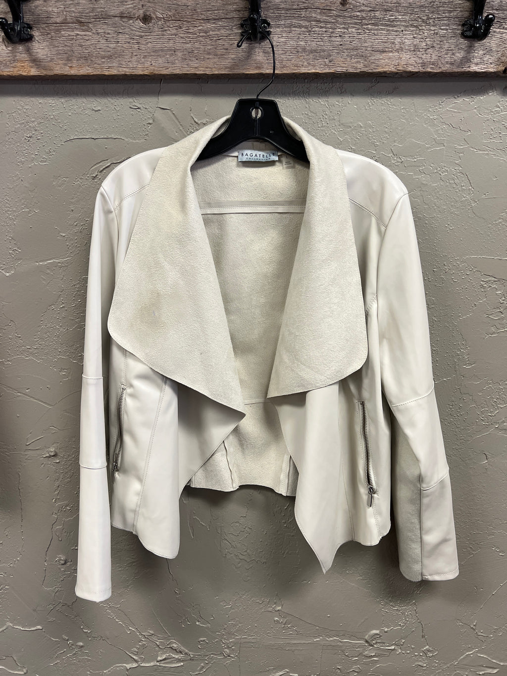 BAGATELLE FAUX LEATHER JACKET (org$98)