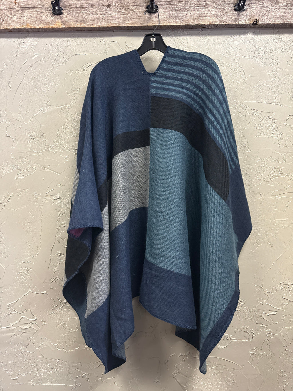 *NWT Harve Benard Wraps