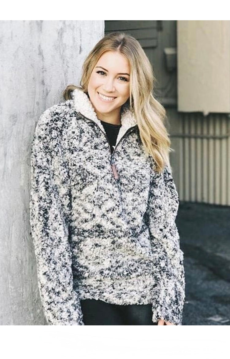 NWOT COZY SHERPA PULLOVER FLEECE