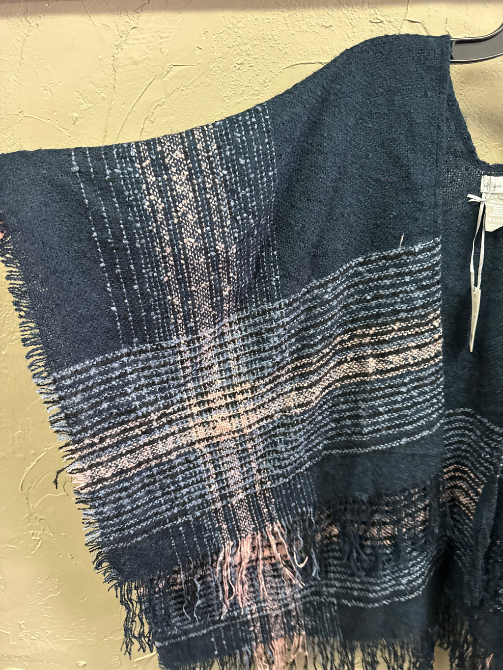 NWT Harve Benard Open-Front Poncho (org$44)