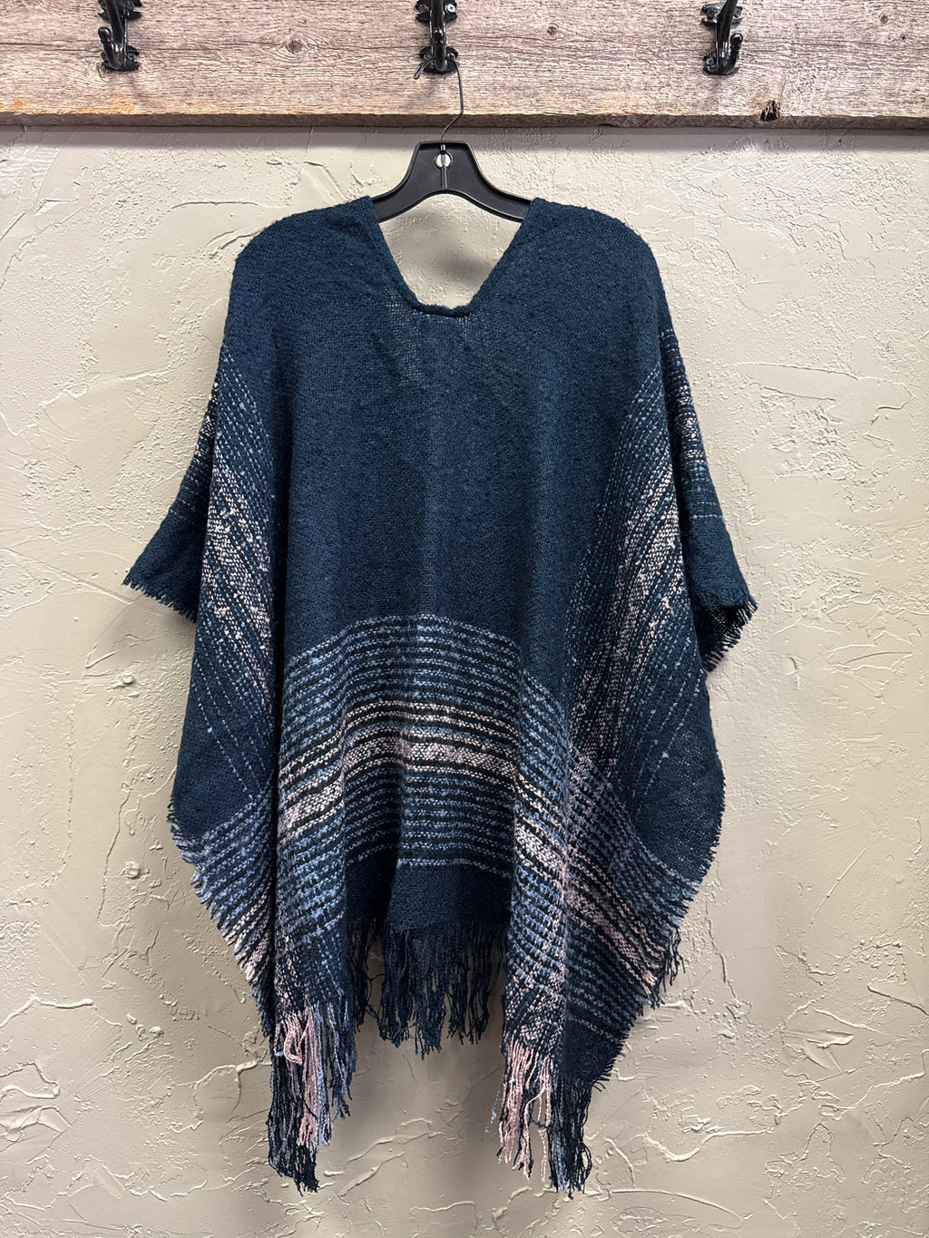 NWT Harve Benard Open-Front Poncho (org$44)