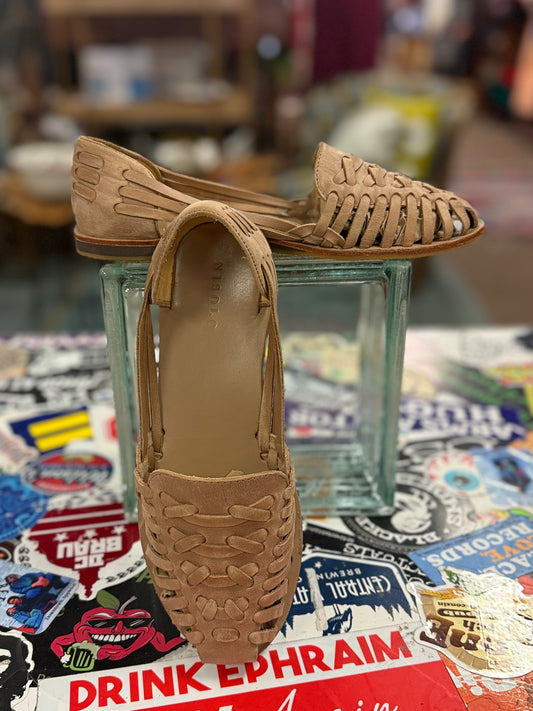 NISOLO HUARACHE SANDAL (org$138)