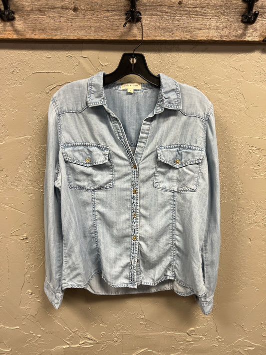 CLOTH & STONE CHAMBRAY SHIRT
