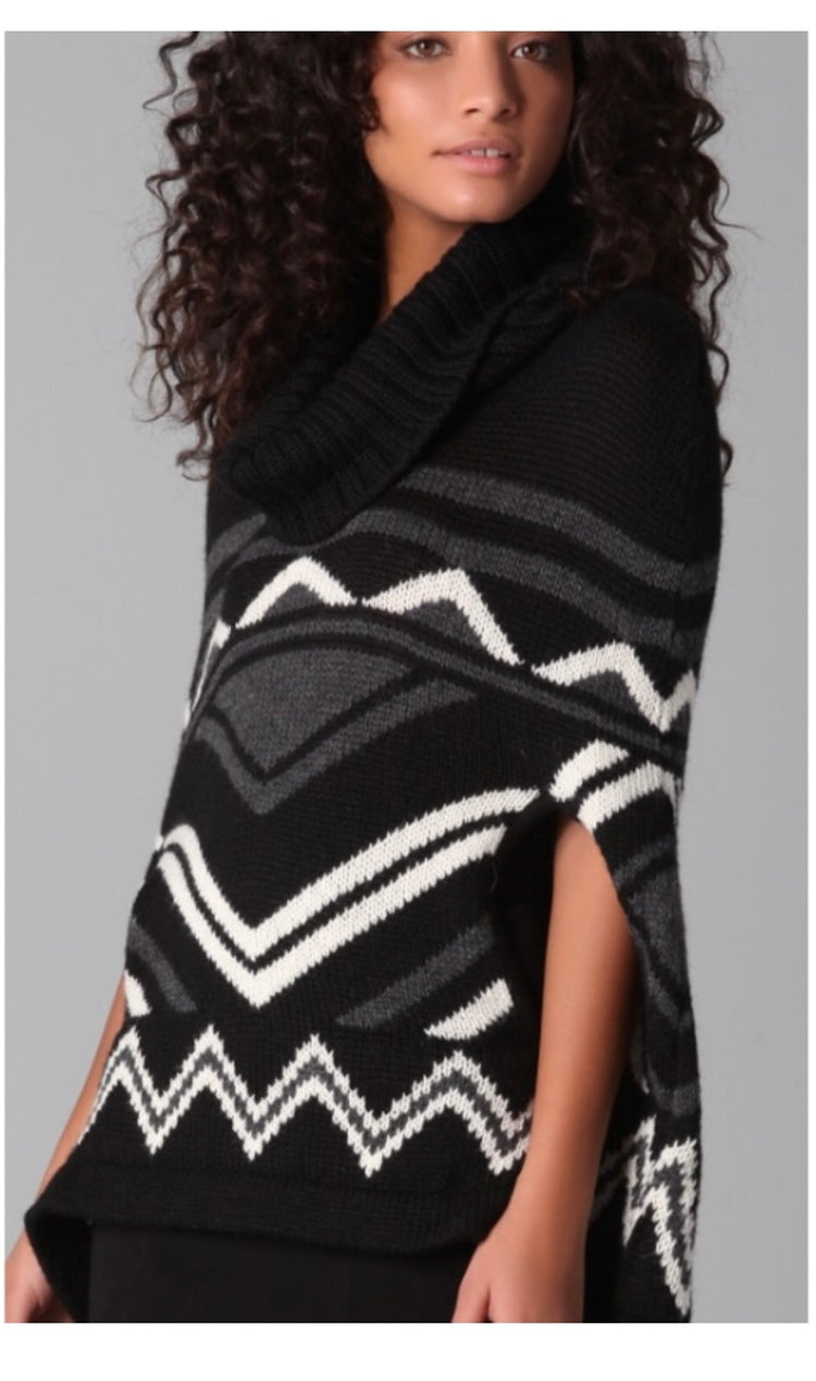 BCBG ALPACA BLEND PONCHO (org$278)