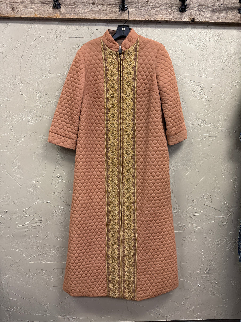 VTG GOSSARD ARTEMIS QUILTED ROBE