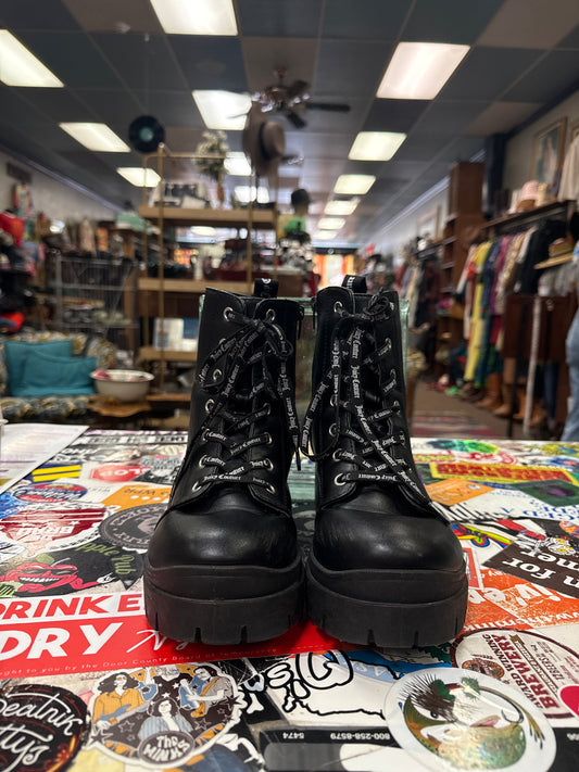 JUICY COUTURE VEGAN LEATHER BOOT