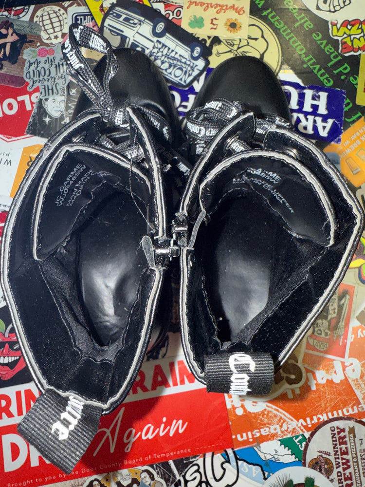 JUICY COUTURE VEGAN LEATHER BOOT