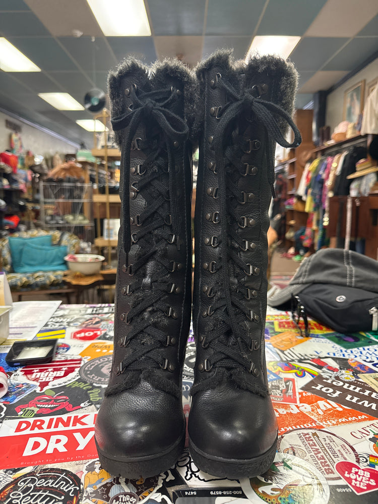 BOC FAUX FUR LINED LEATHER BOOTS (org$210)