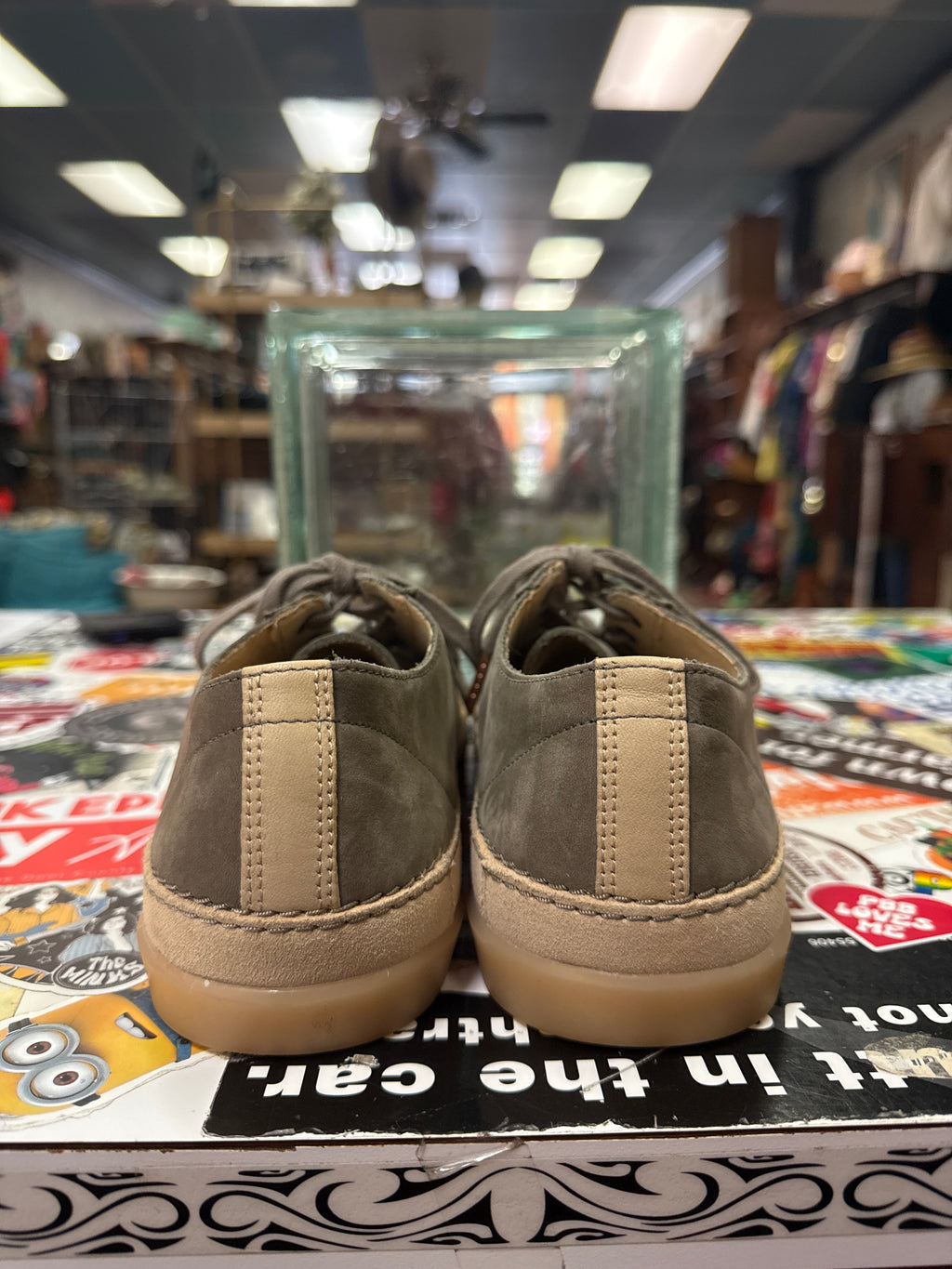 CLARKS LEATHER TRAINERS (org$88)