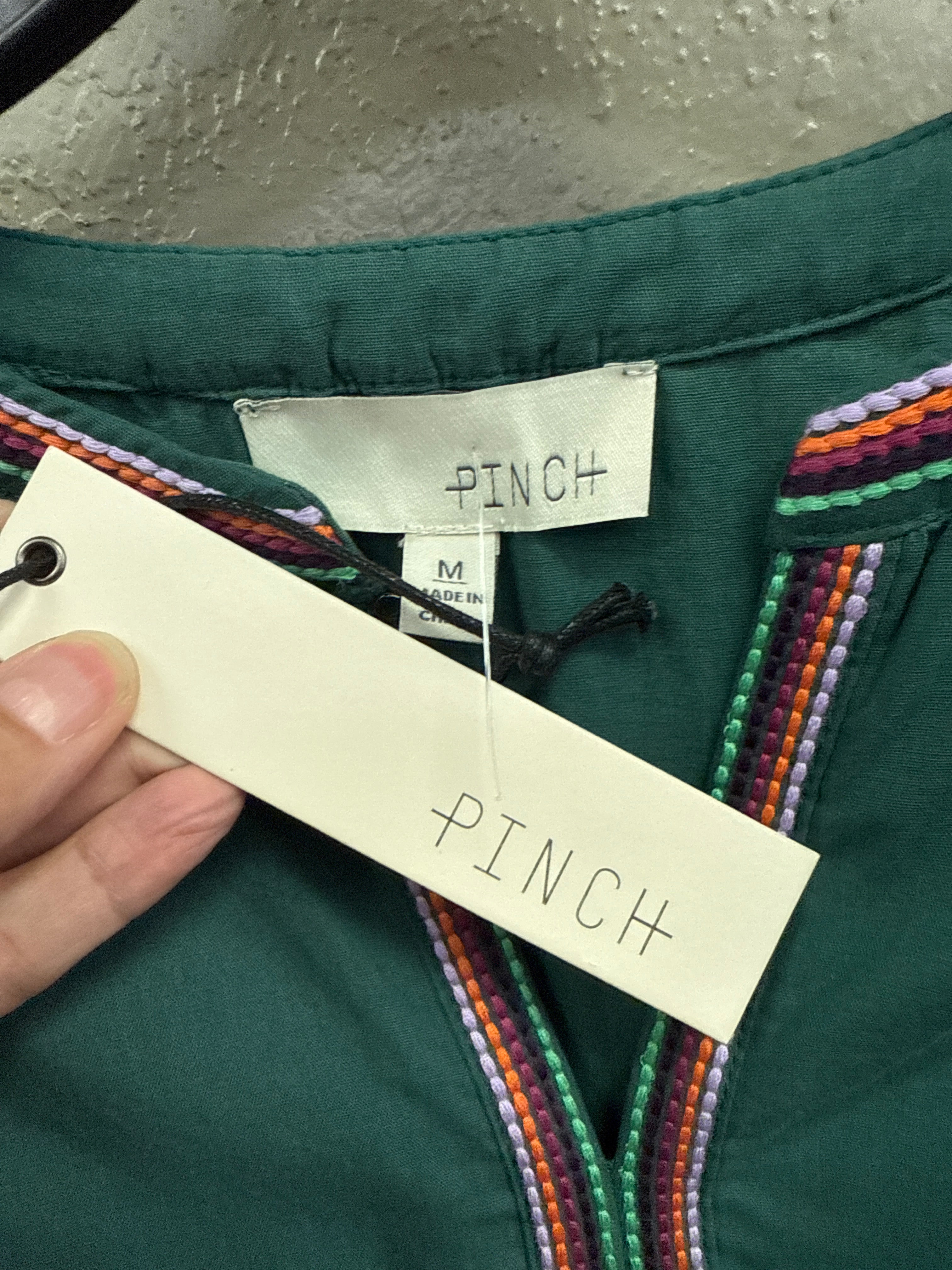 NWT PINCH EMBROIDERED TRIM DRESS (org$76)