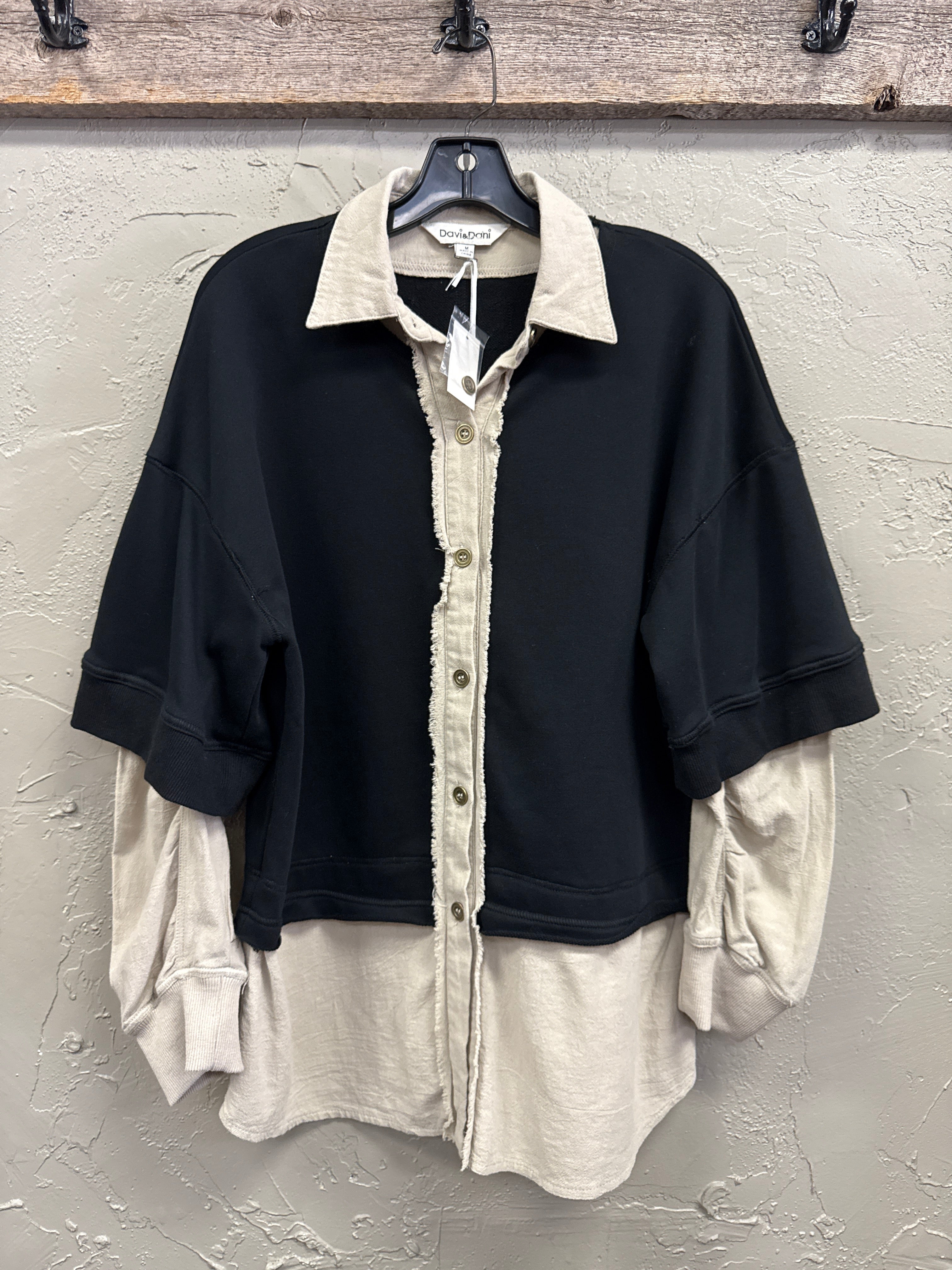NWT DAVI & DANI FAUX LAYERED PULLOVER (org$69)