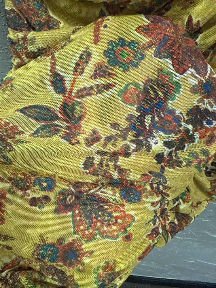 NWT MYSTREE FLORAL MESH TOP