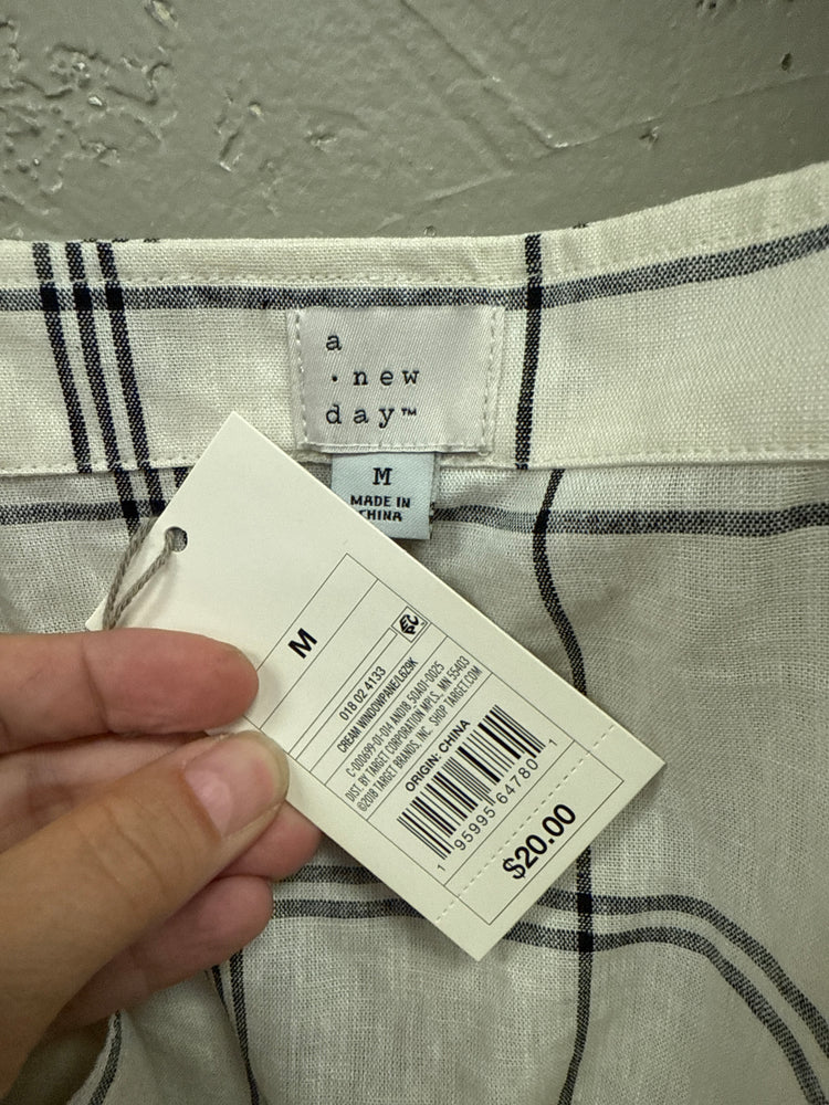 NWT A NEW DAY WINDOWPANE CROP (org$20)