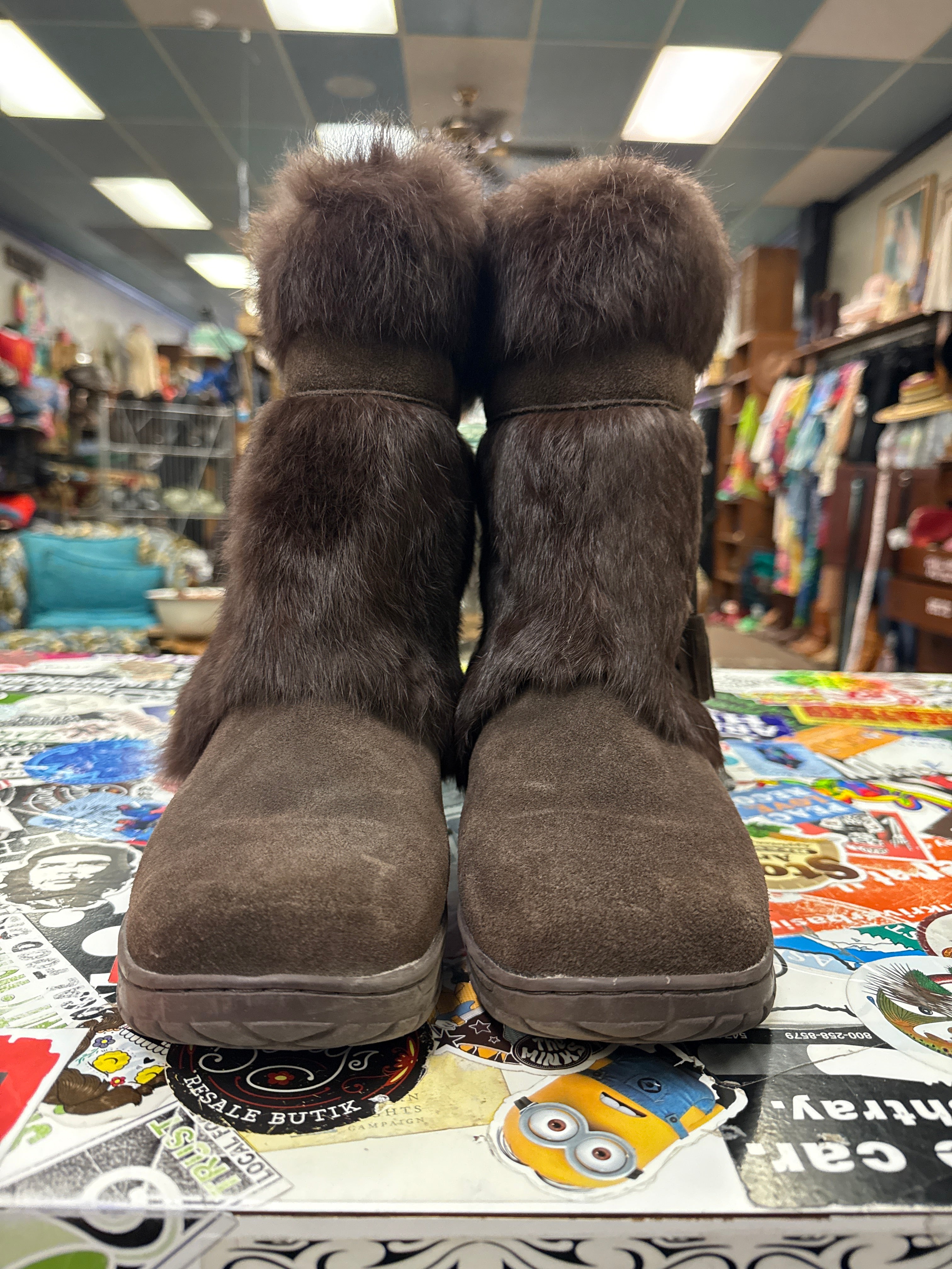 BEARPAW SUEDE & RABBIT FUR BOOTS (org$225)