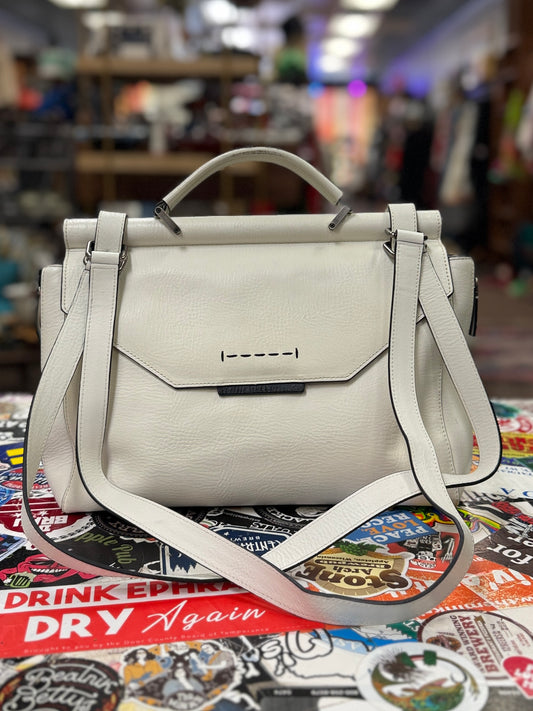 BCBG TRAPEZE HANDBAG (org$528)