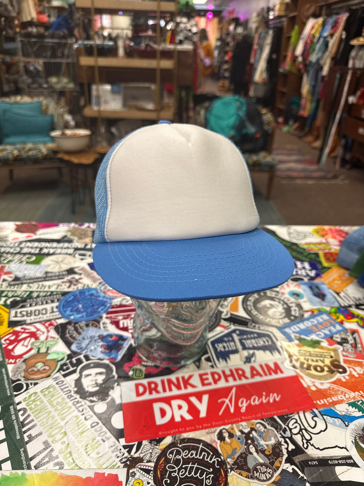 VINTAGE TRUCKER HATS