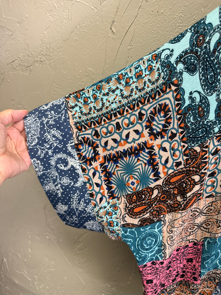 EASEL PATCH-LOOK KIMONO