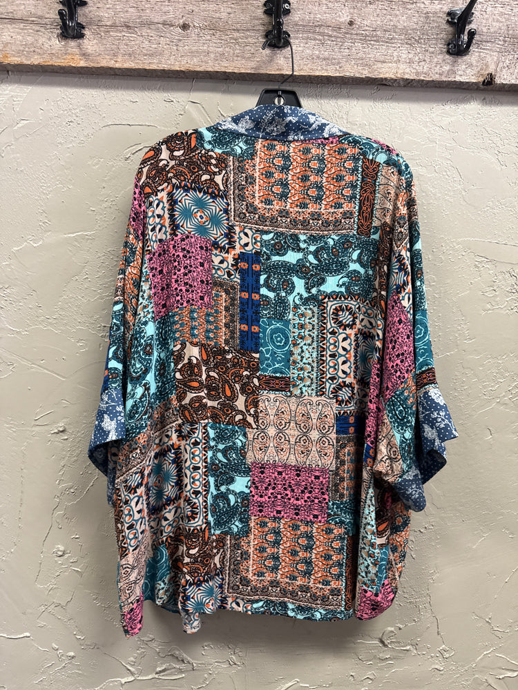EASEL PATCH-LOOK KIMONO