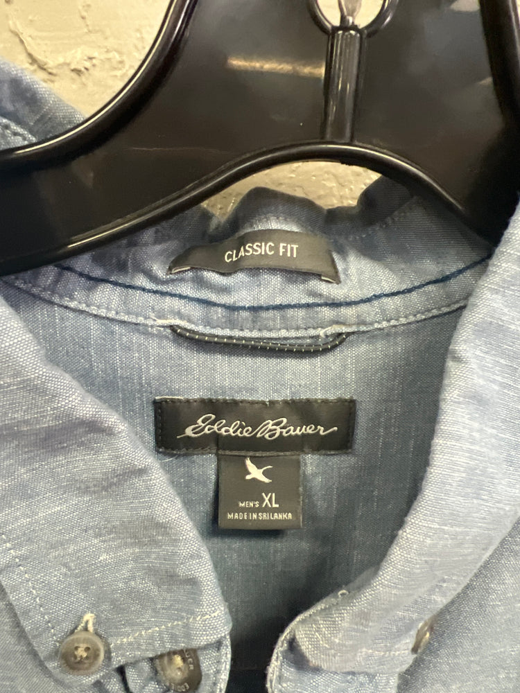 EDDIE BAUER SHORT SLEEVED BUTTON DOWN