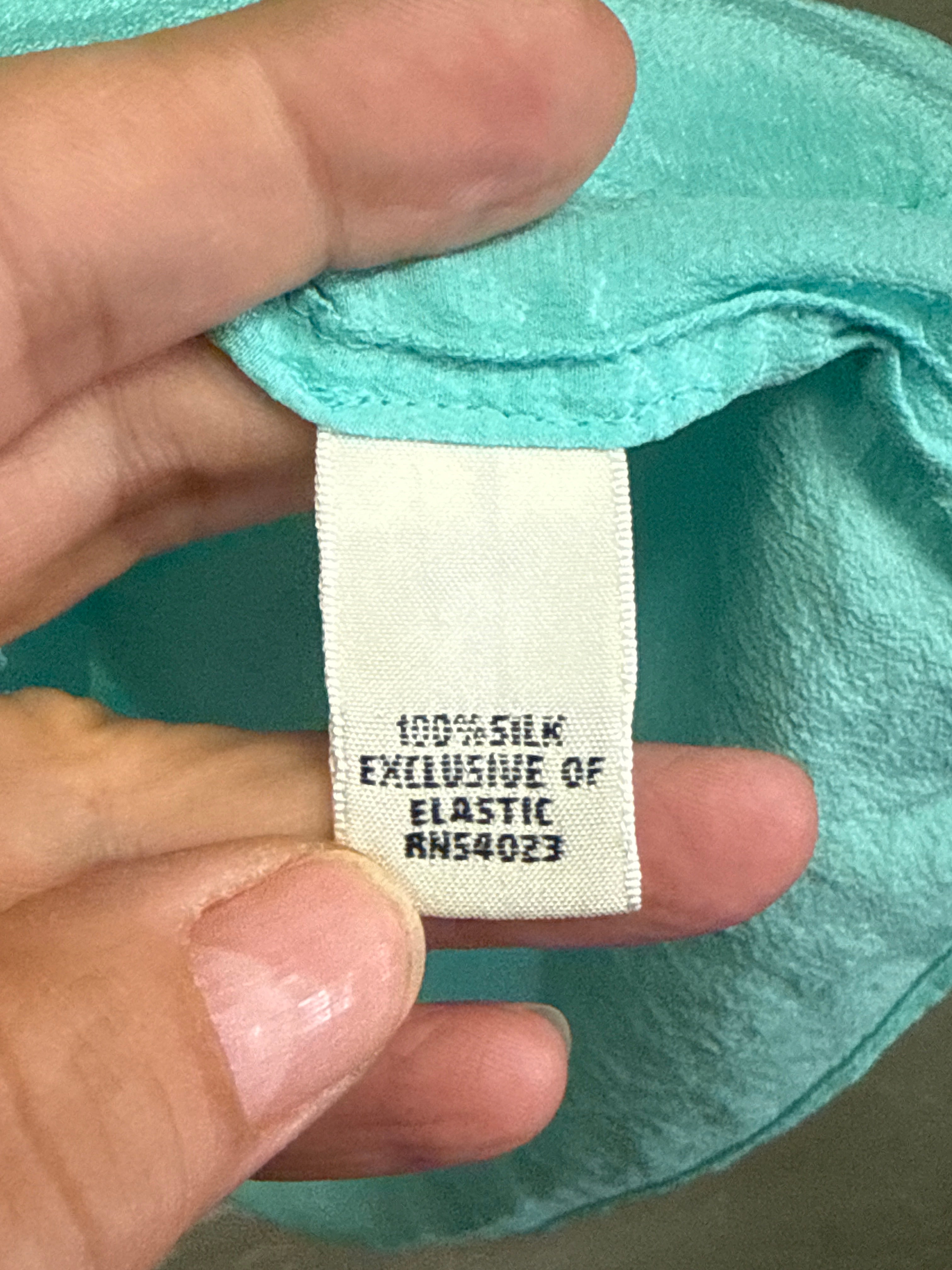 NWT BANANA REPUBLIC SILK TOP (org$70)