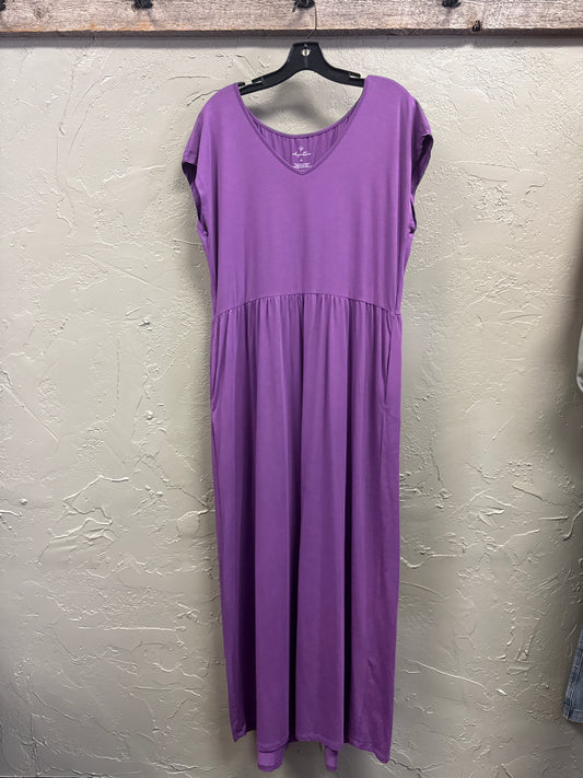 ELEGANTEES TEE SHIRT DRESS