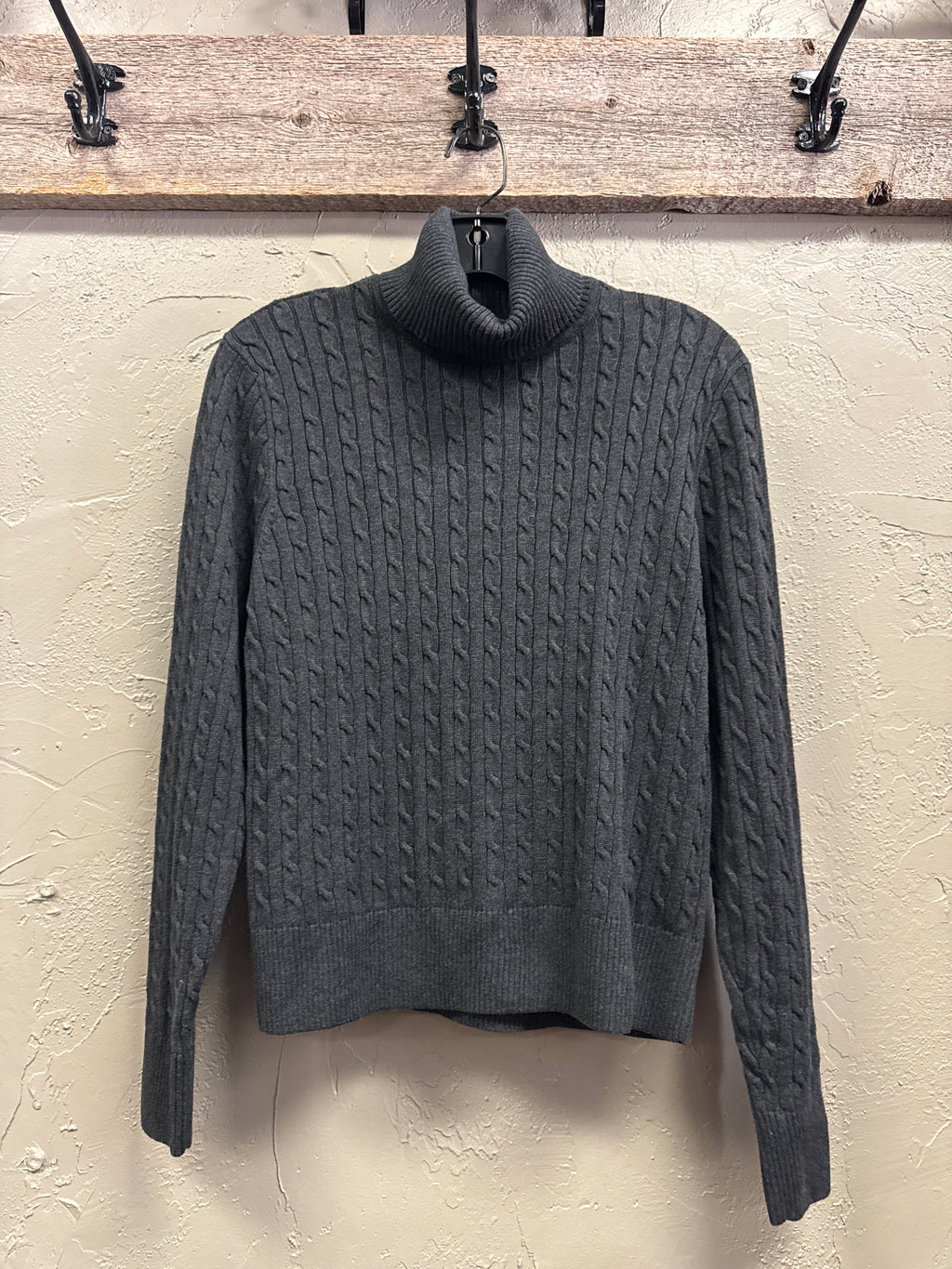 PRIA CABLEKNIT TURTLENECK SWEATER