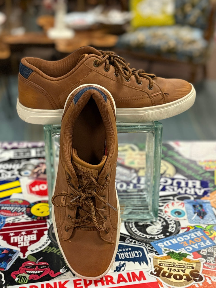 LEVIS VEGAN LEATHER SNEAKER